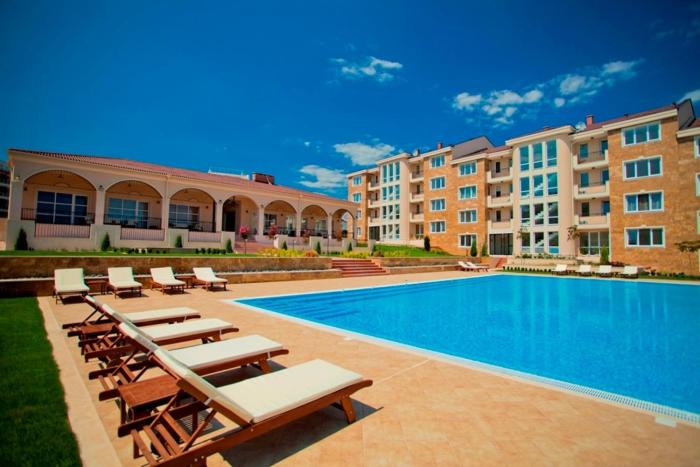 Luxury Studio with Pool Access in Atia Resort Chernomorets