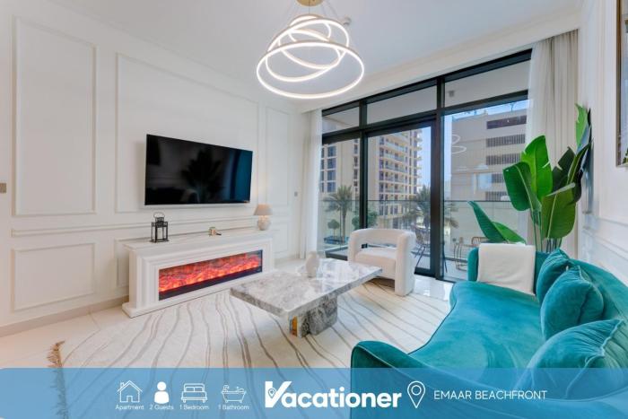 Vacationer Holiday Homes l Luxe 1 Bed l Private Beach Access, City Views