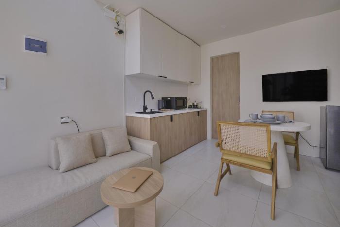 1BR Bluesky Villa 5-Minute Walk to Nunggalan Beach