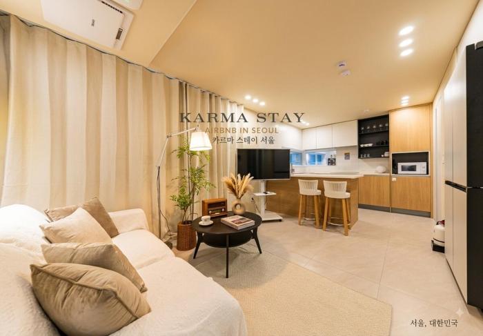 KARMA STAY in Gangdong