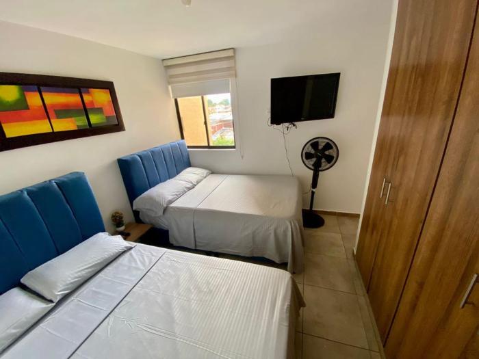 Apartamento con piscina y jacuzzi