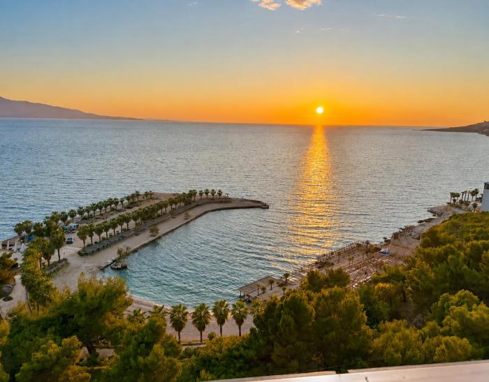 Helia Prestige Hotel