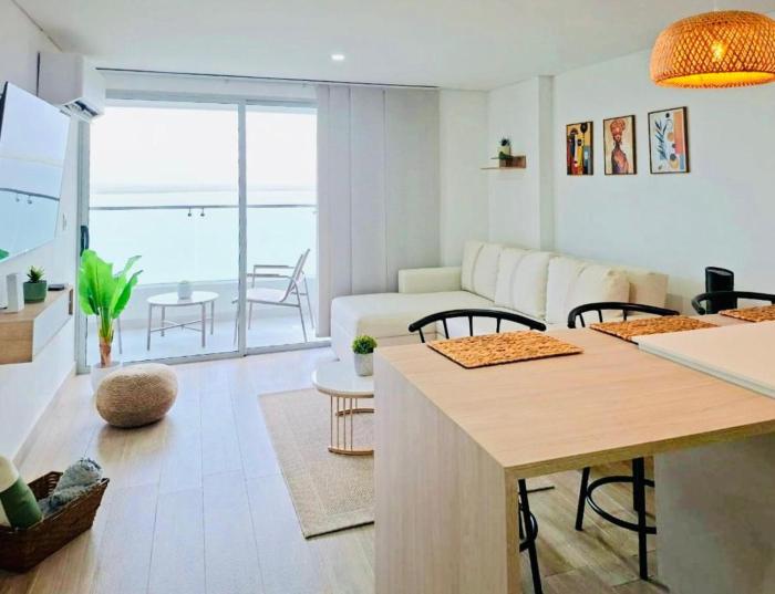 Cartagena Luxury Apartment Pool & Beach Escape