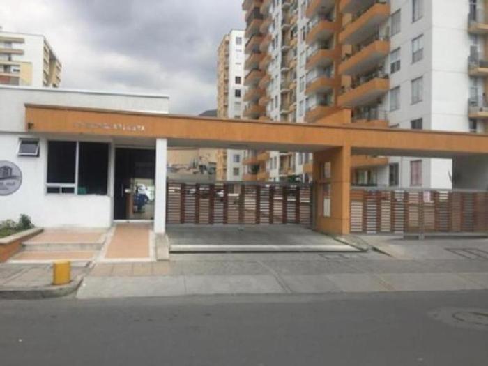 Apt Premium Norte de Cali Vista Piscina y Parking