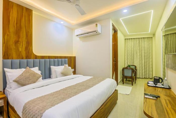 Hotel Runway Heights Delhi