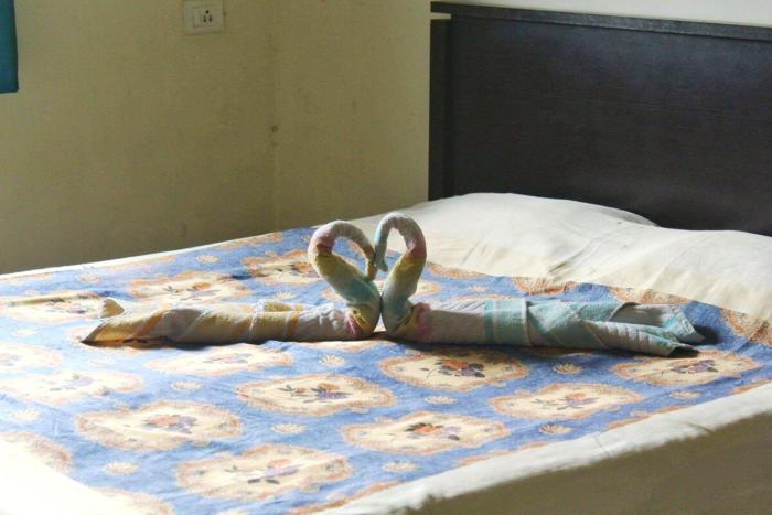 2BHK Villa,1st floor,Kitchen, near Airport