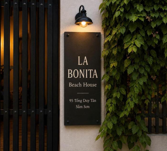 La Bonita Beach House - Sầm Sơn