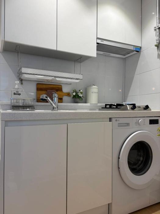 Seongsu Pop-up #2nd floor only #Cozy #7 minutes by subway or on foot #Cost-effective #KSPO #DDP #Lotte Tower #22 minutes to Gangnam and Hongdae