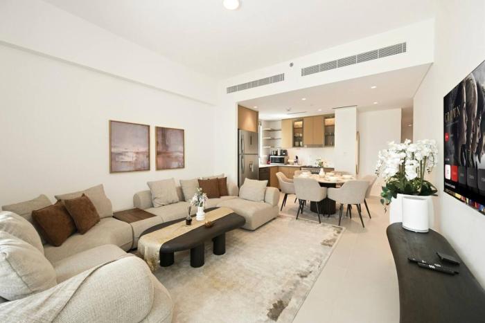 Bloomfields 2BR in Mangrove at Creek Beach