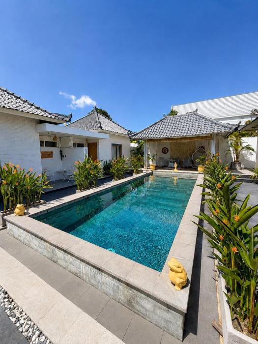 Empat Bintang Villas