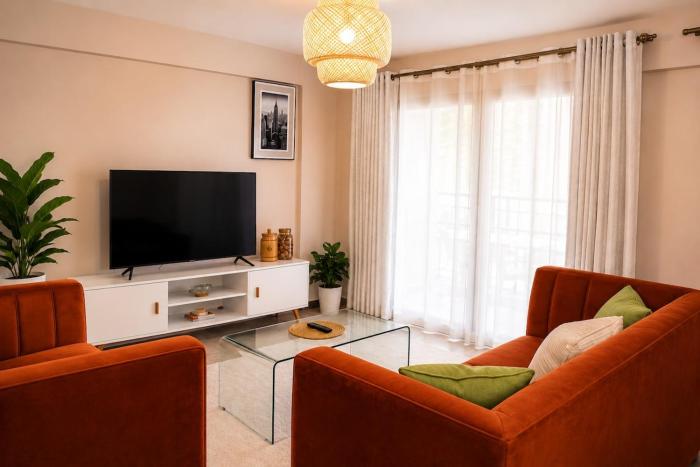 Stylish 2 Bedroom, Wi-Fi, Swimming, Gym, Netflix & Washer