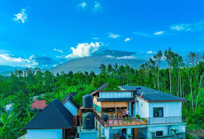 Shashoni Landscape Heritage Home