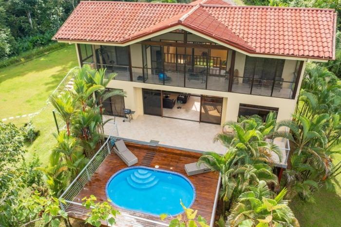 Vista Verde House wPool & WiFi