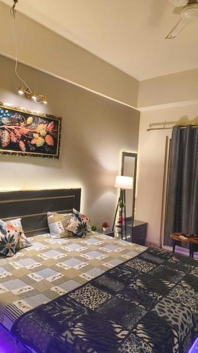 Elegant Stays