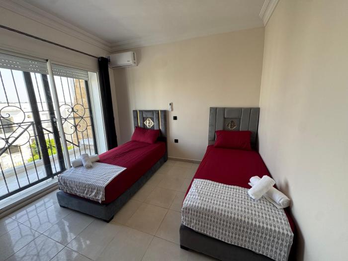 Villa K M