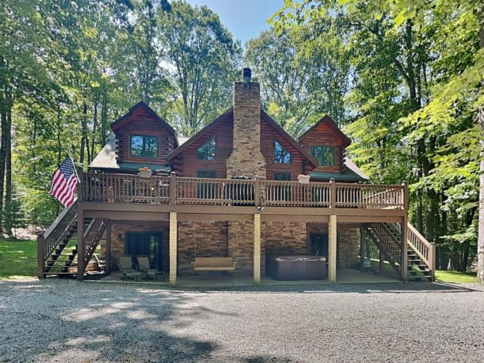Log Heaven by Taylor Made Deep Creek