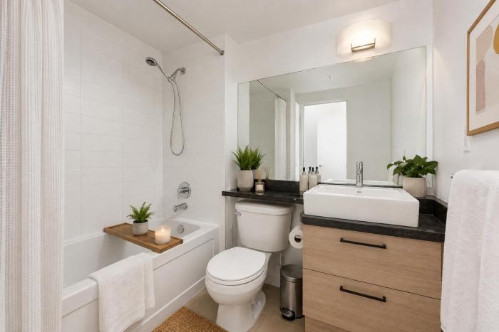 Large 2 Bedroom Plus Den in Central Vancouver