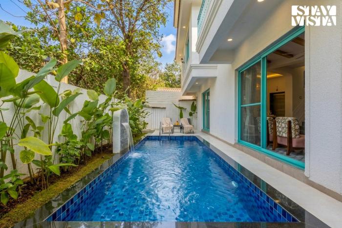 StayVista at Casa De Sai with Pool & Bathtub - Assagao