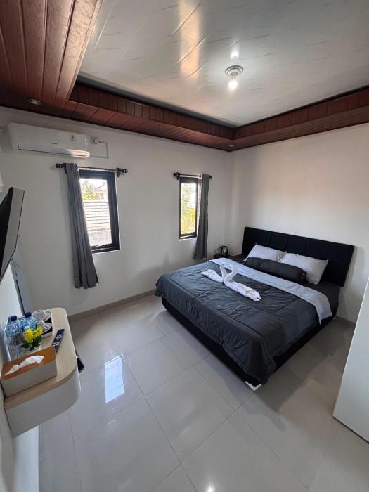 Ej house