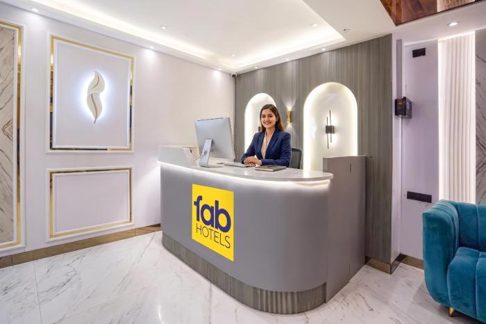 FabHotel Well Back