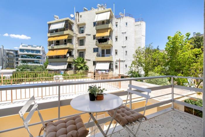 Riviera CityScape 1-BR & Balcony in Athens