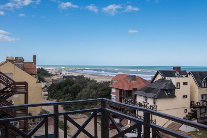 Amerida - Departamentos para jovenes Frente al Mar - A 1 cuadra de la noche de Pinamar