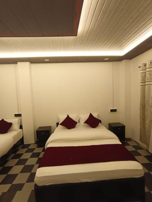 Ad restaurant and homestay