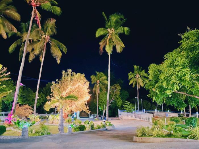De Cairos Mountain & Ocean View Villa
