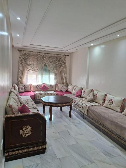 Modern Apartment in Great Location