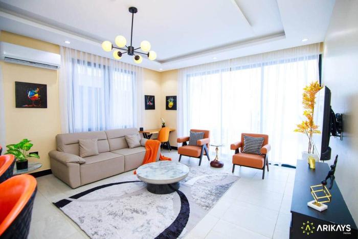 Luxury Hideaway Wi-Fi + Gym + Pool+ Hot Tub