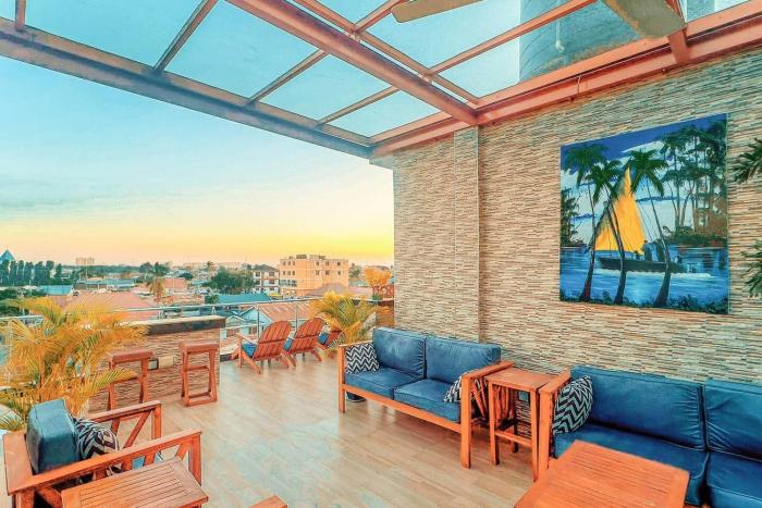 The Hidden Charm- Private Apt- Wi-Fi-Easy access to town