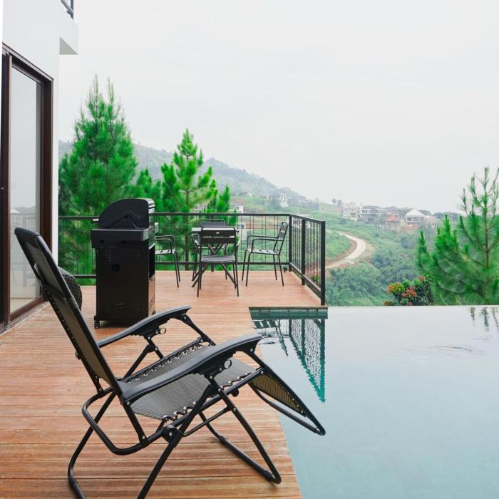 Casamara Villa, Pet-Friendly by HiVillas