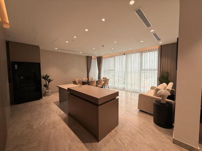 The Grand Duplex 3Br 2Ba