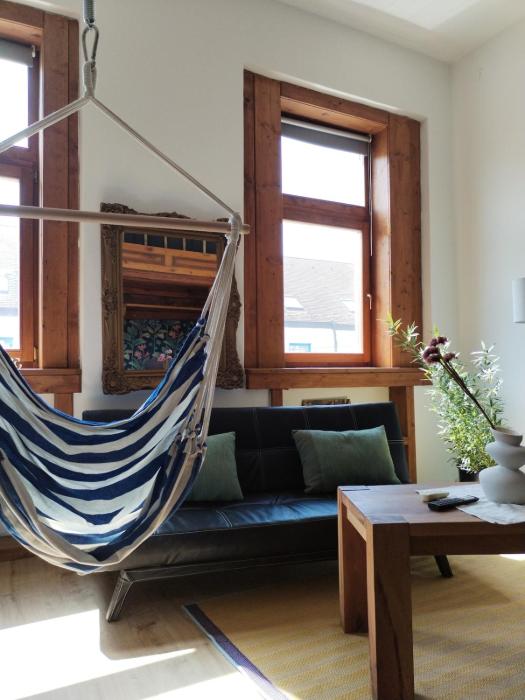 Sunny flat in the heart of the city