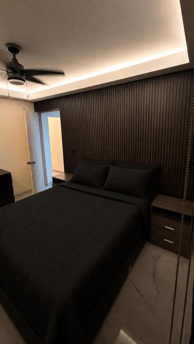 Departamento moderno de dos recámaras a 2 mn de la playa