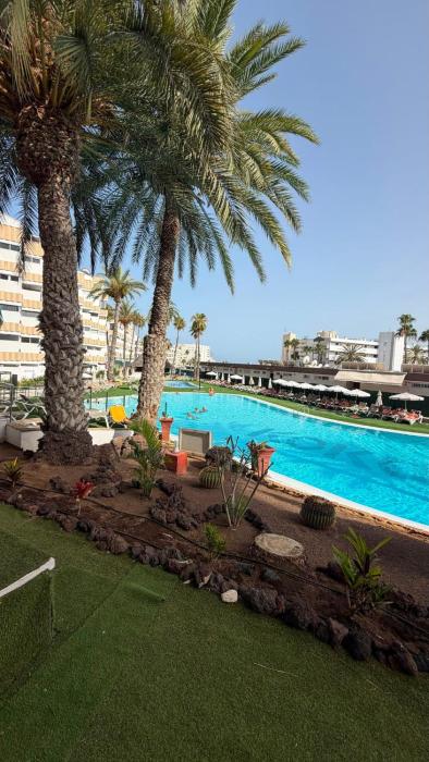 Yumbo 5 min Studio with Pool Near the Beach