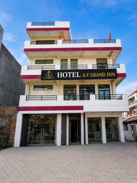 Hotel A V Grand Inn