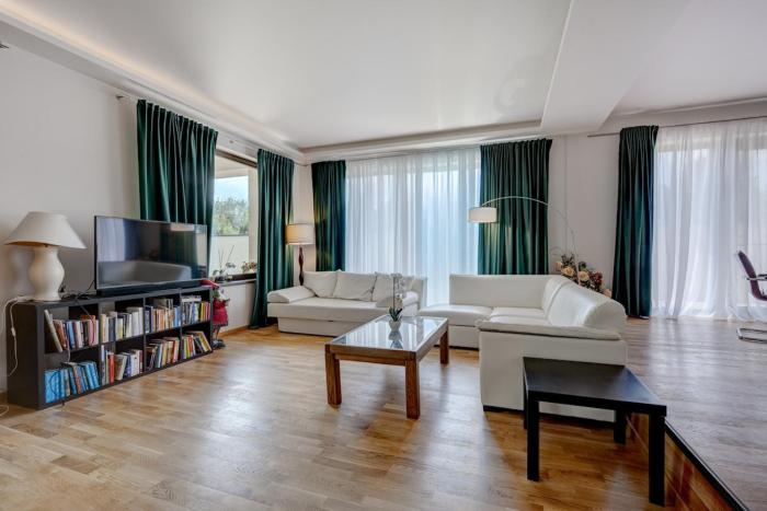 Alexandra Villa near Therme Bucharest and Airport