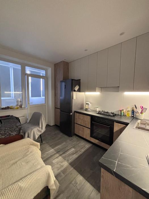 Modern 1-Bedroom Apartment with Panoramic View