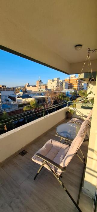 Departamento centrico con balcon