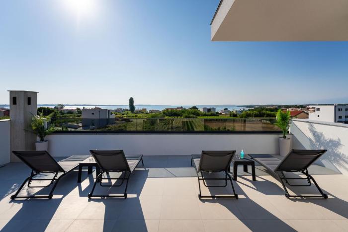 Villa LaMag - Sunset View Apartment