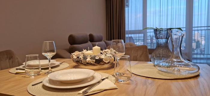 Arena Izgrev Luxury Apartment - Sea View, Skyline, Free Parking