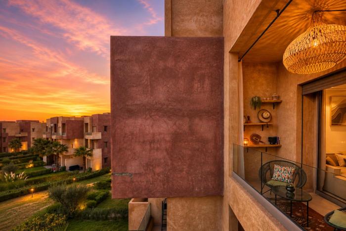 Cosy city escape in Prestigia Argan Pool view
