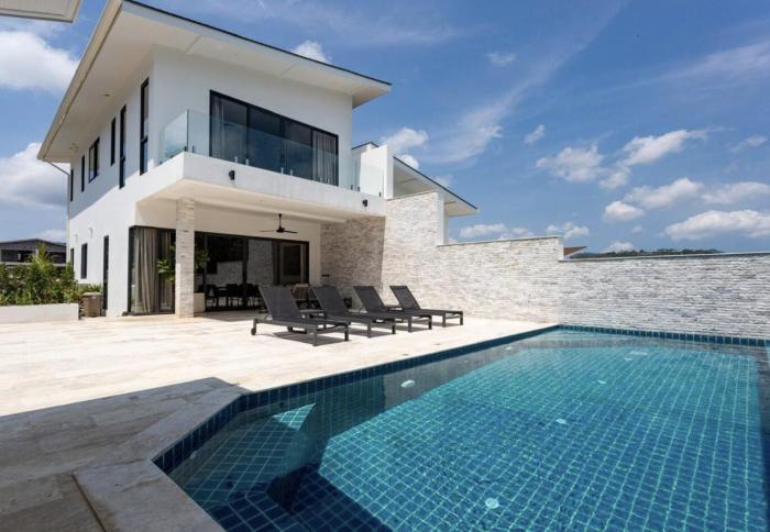 Villa Ria Modern Pool Villa in Bo Put
