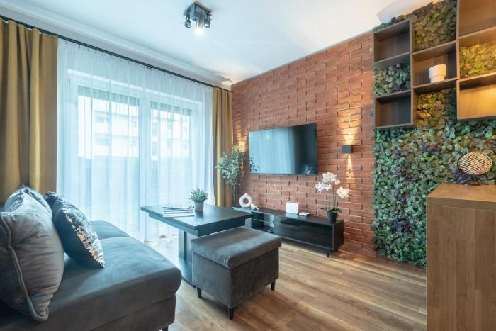 Brick & Garden - next to Malta Lake