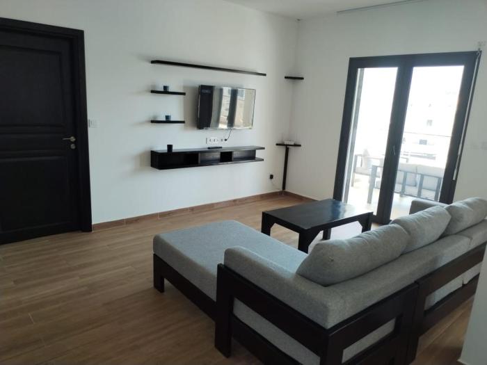 Luxury ground floor apartment with pool RDC