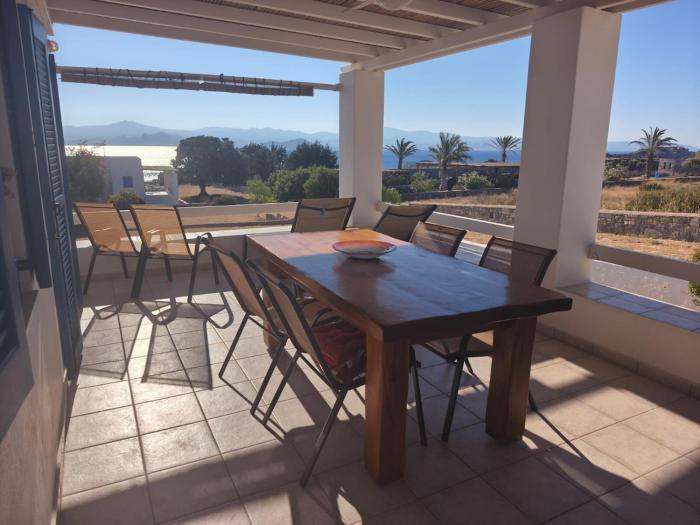 Spacious studio with big kitchen and Sea view!