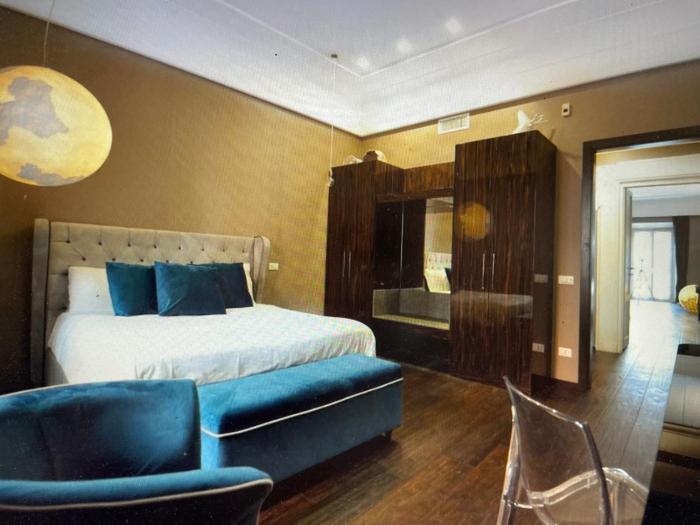 Amsterdam Central Nest