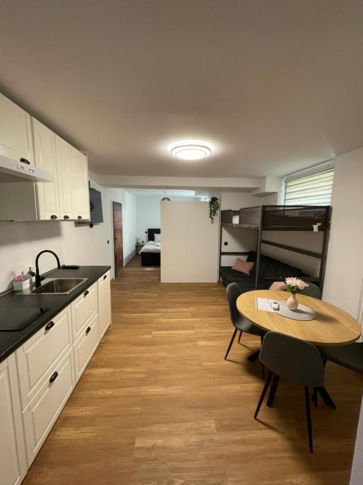 Apartma Tri breze