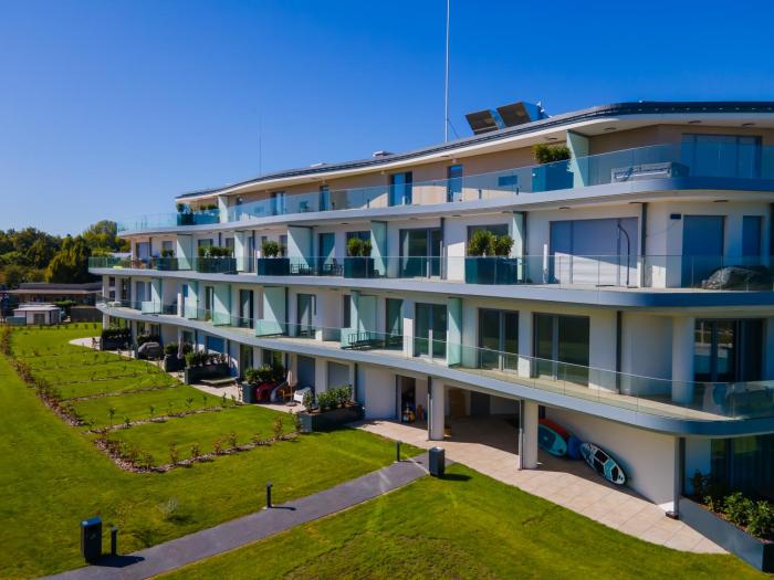Szemes Bay Resort